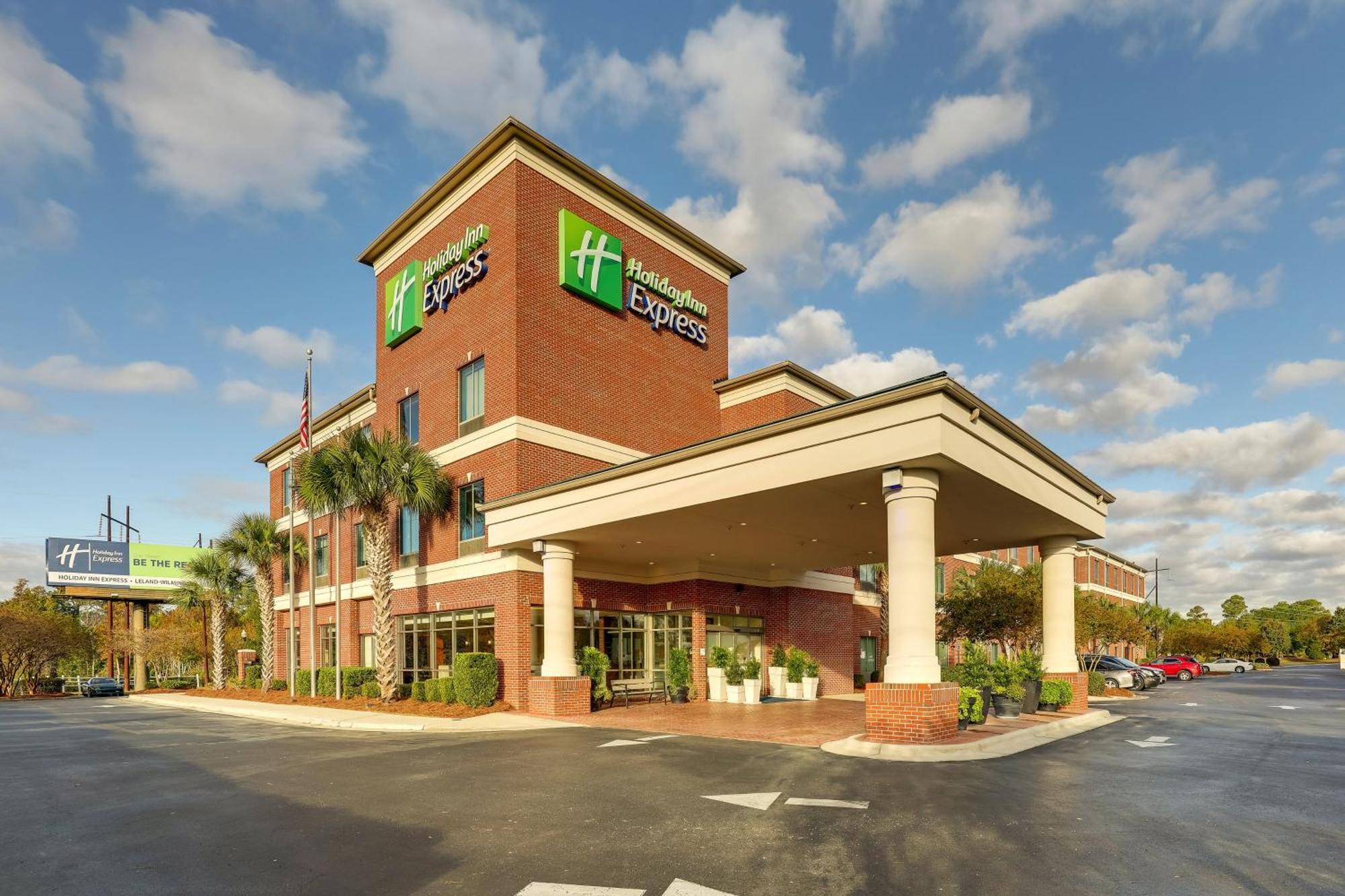 Holiday Inn Express Leland - Wilmington Area By Ihg Exteriör bild