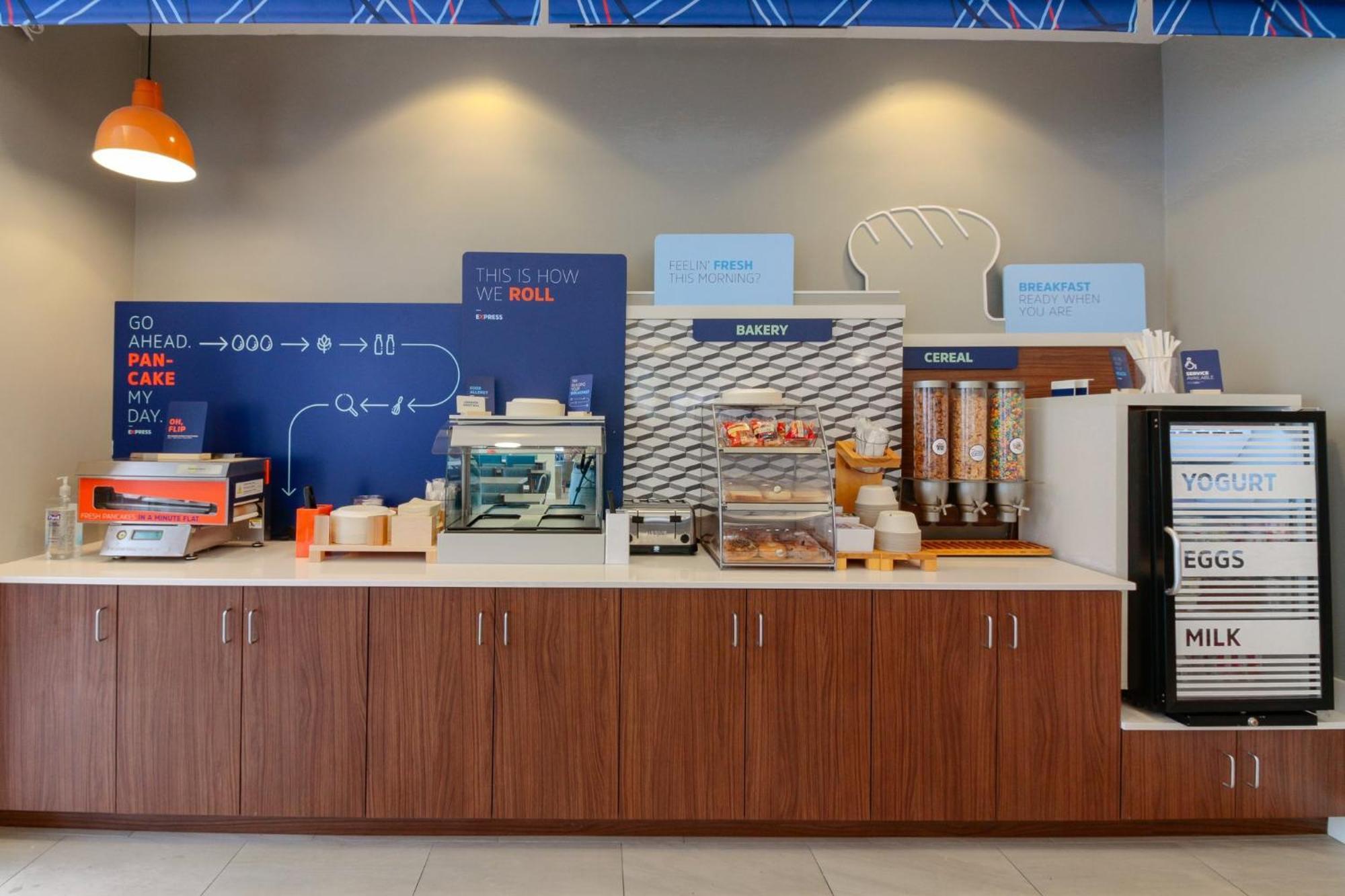 Holiday Inn Express Leland - Wilmington Area By Ihg Exteriör bild
