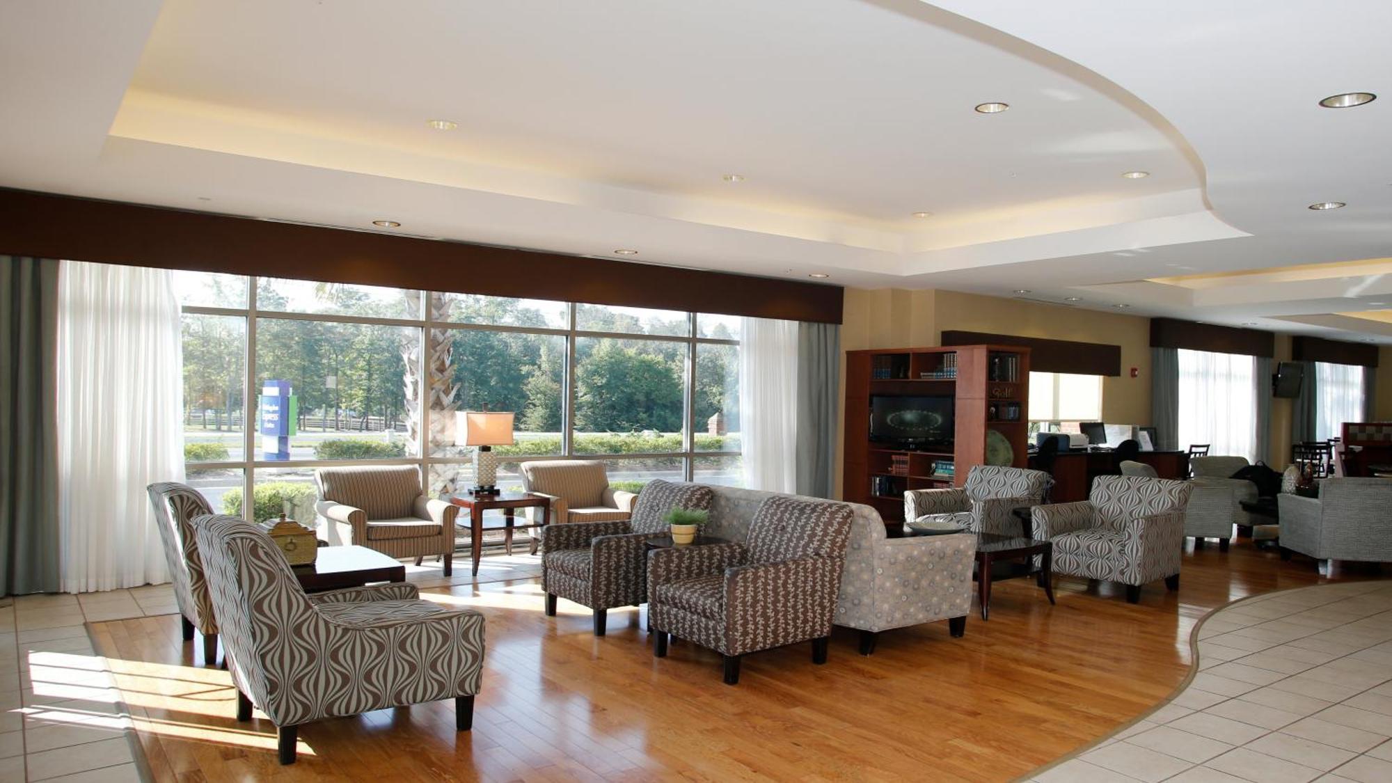 Holiday Inn Express Leland - Wilmington Area By Ihg Exteriör bild